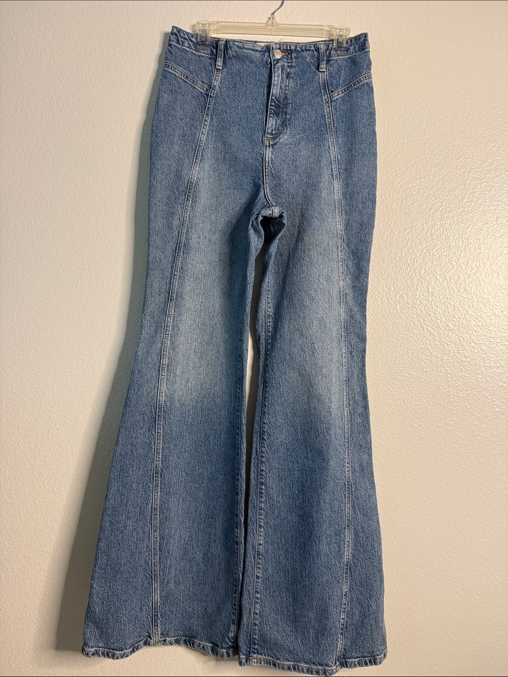 We The Free Size 29 High-Rise Wide-Leg Jeans 33.5” Inseam - Picture 4 of 11